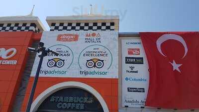 Shakespeare Coffee & Bistro