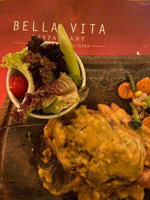 Bella Vita Bistro