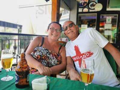 Oscar's Bar & Restaurant