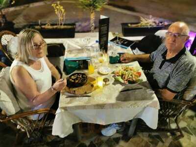 Oscar's Bar & Restaurant