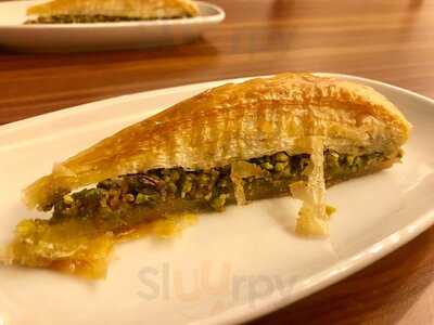 Veys????et & Aksoy Lokantası