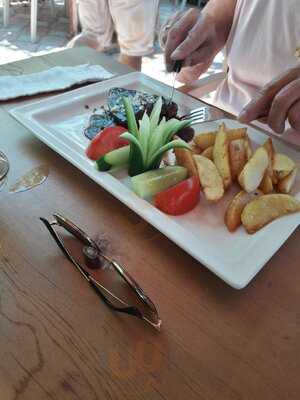 Alaaddİn Bİstro Steak House