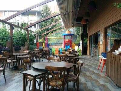 Bi Sohbet Cafe & Bistro