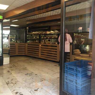 Tarihi Balik Pazari Unlu Mamulleri