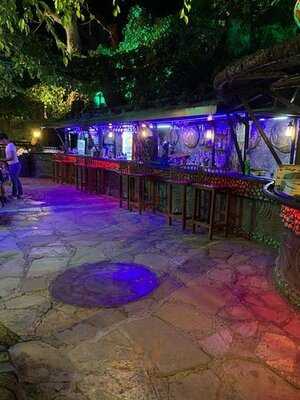 Pasakoy Bar & Restaurant