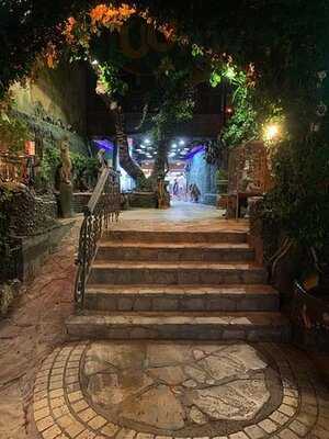 Pasakoy Bar & Restaurant