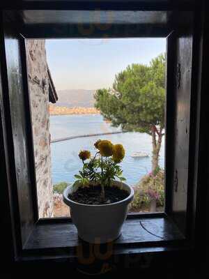 Konak Cafe & Restaurant