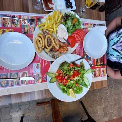 Kilim Restaurant & Pub