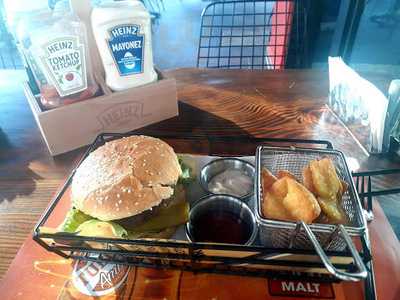 El Patron Bistro & Pub