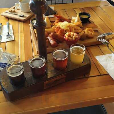 Khoffner Brewery Pub Lara