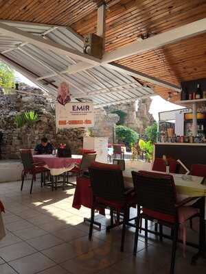 Emir Restaurant Cafe Bar