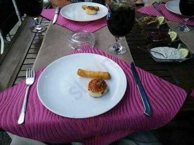 Thomas Bar & Restaurant