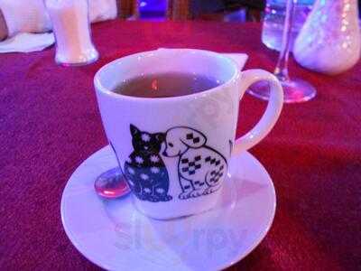 Thomas Bar & Restaurant