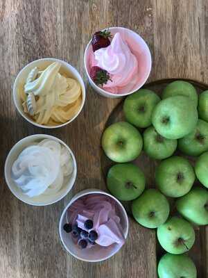 Yogart Frozen Yogurt & More