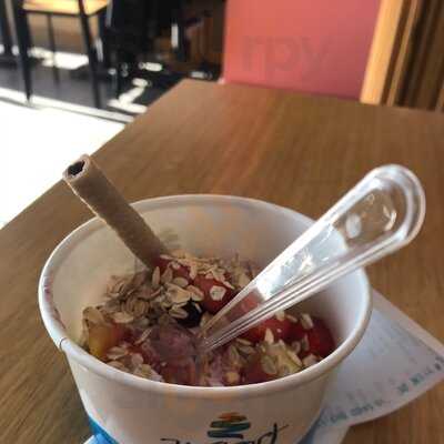 Yogart Frozen Yogurt & More