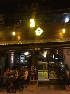 Ottobros Burger & Coffee