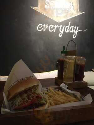 Ottobros Burger & Coffee