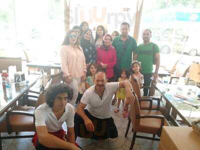 Meşhur Aksu Şimşek Köfte Piyaz