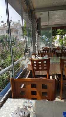 Gencerler Etli Pide & Kebap