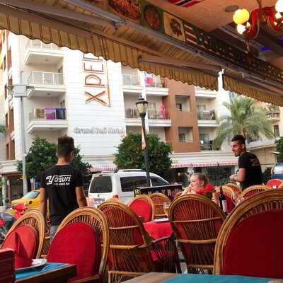 Yosun Resturant And Bar