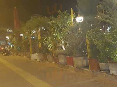 Galliote Cafe Bistro - Wine And Beer House