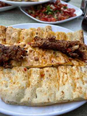 Birbiçer Kebap Salonu