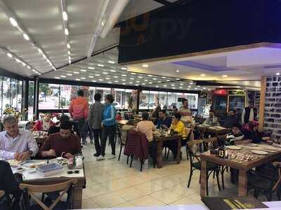 Demiroğlu Meşhur Ortaklar Çöpşiş