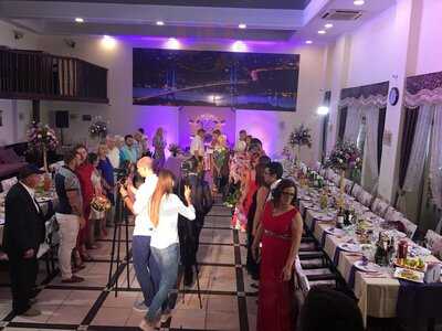 Taş Mekan Kültür Merkezi Ve Kafe