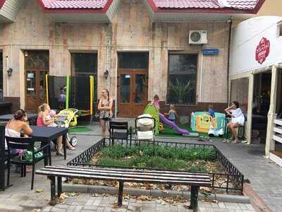 Taş Mekan Kültür Merkezi Ve Kafe