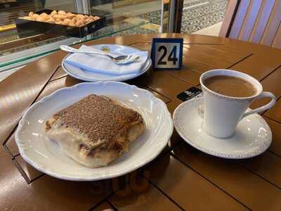 Bolulu Hasan Usta Süt Tatlıları