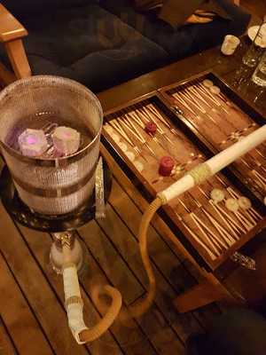 Zippoo Lounge Hookah&lunch