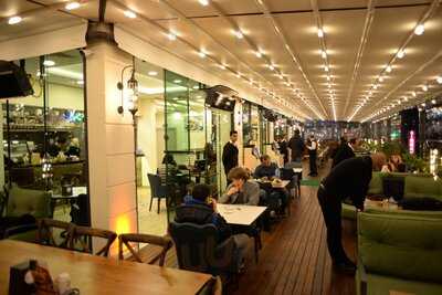 Dünya Cafe & Restaurant