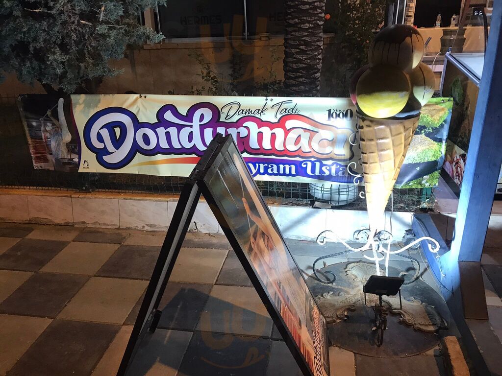 Bayram Usta Maraş Dövme Dondurma