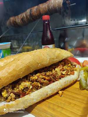 Şırdancı Bekir Paça Ve Döner Salonu