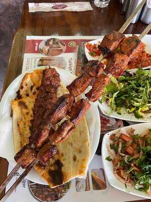 Yüreğir Kebap