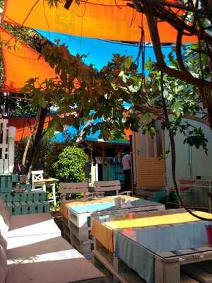 Büyükada Bistro Candy Garden