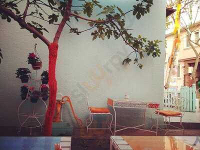 Büyükada Bistro Candy Garden
