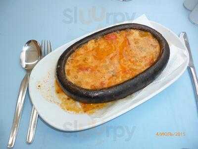 Fayton Cafe & Restaurant