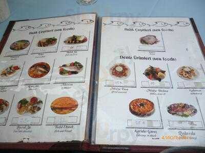 Fayton Cafe & Restaurant