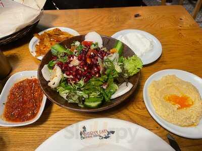 Bayram Usta Yaprak Kebap