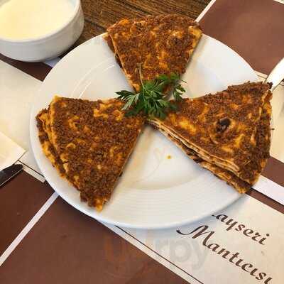 Meşhur Kayseri Tepsi Mantıcı