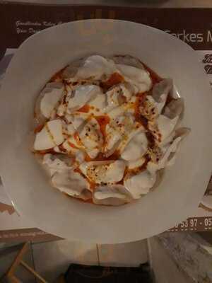 Nefise'nin Yeri Çerkes Mantı Evi