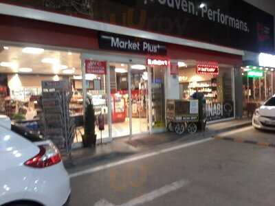 Mack House Food & Becerage