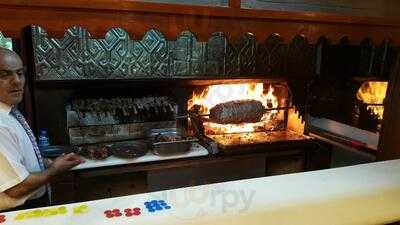 Dadaşlar Tortum Çağ Et Evi