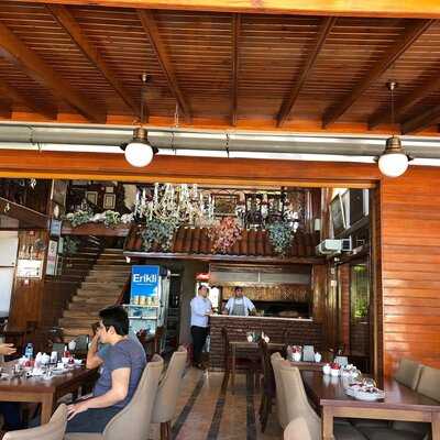 Dadaşlar Tortum Çağ Et Evi