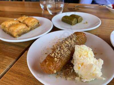 Dadaşlar Tortum Çağ Et Evi