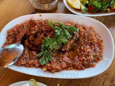 Dadaşlar Tortum Çağ Et Evi