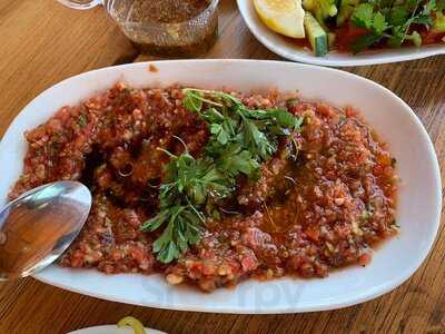 Dadaşlar Tortum Çağ Et Evi