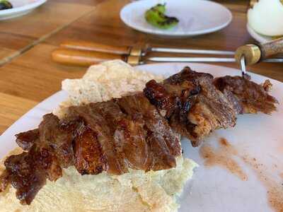 Dadaşlar Tortum Çağ Et Evi