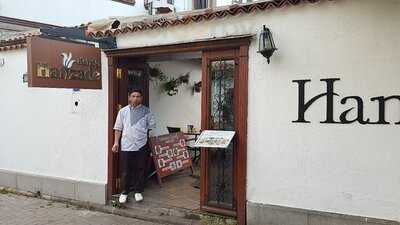 Hanzade Cafe & Bistro